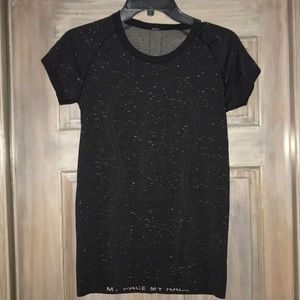 Lululemon Swiftly Tech Short Sleeve Size 8